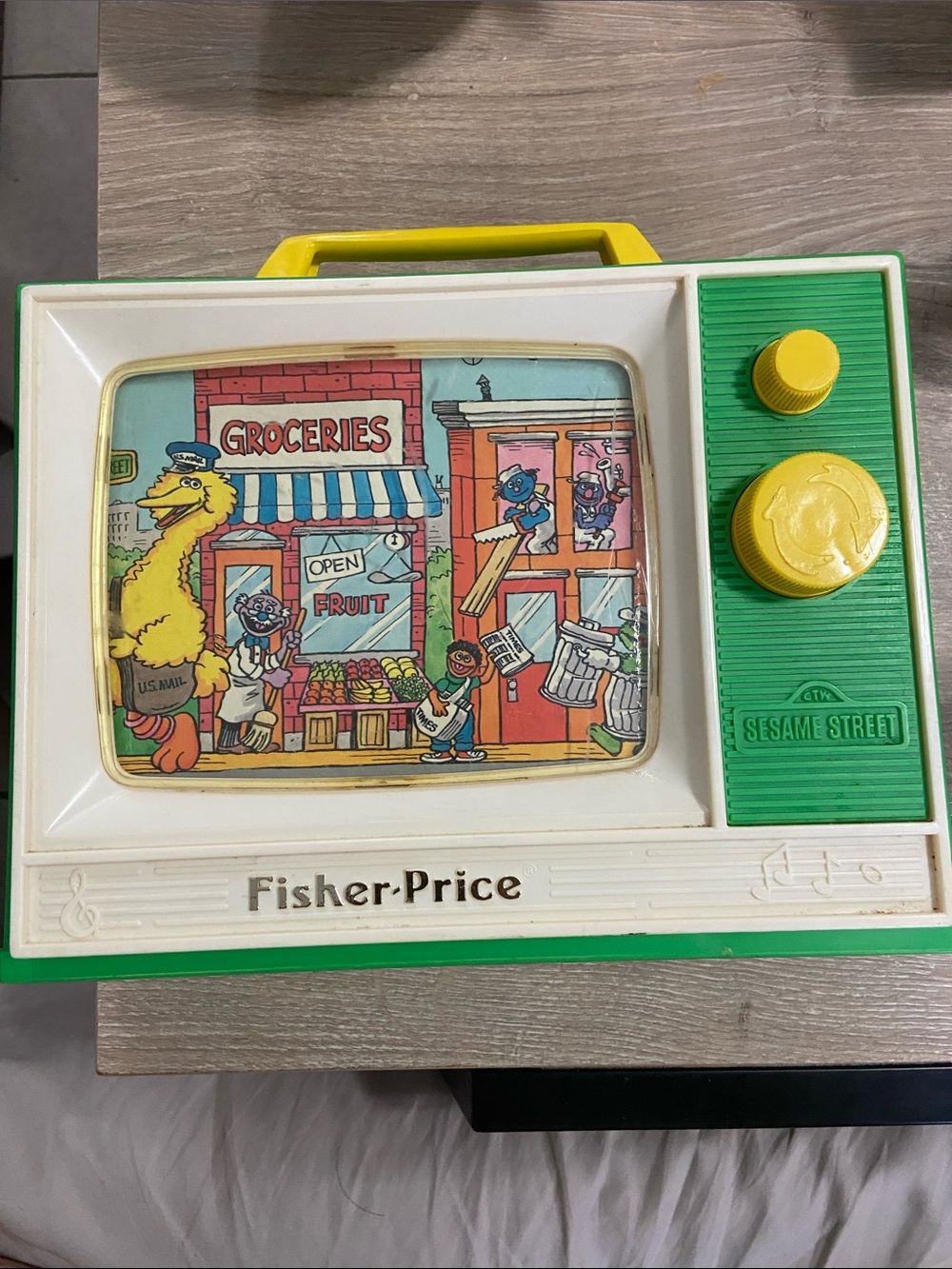 VTG Fisher Price Sesame Street Wind Up Music TV Scrolling Scene *Not Working*
